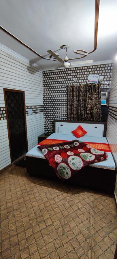 Punjabi Niwas Hotel Amritsar Bagian luar foto