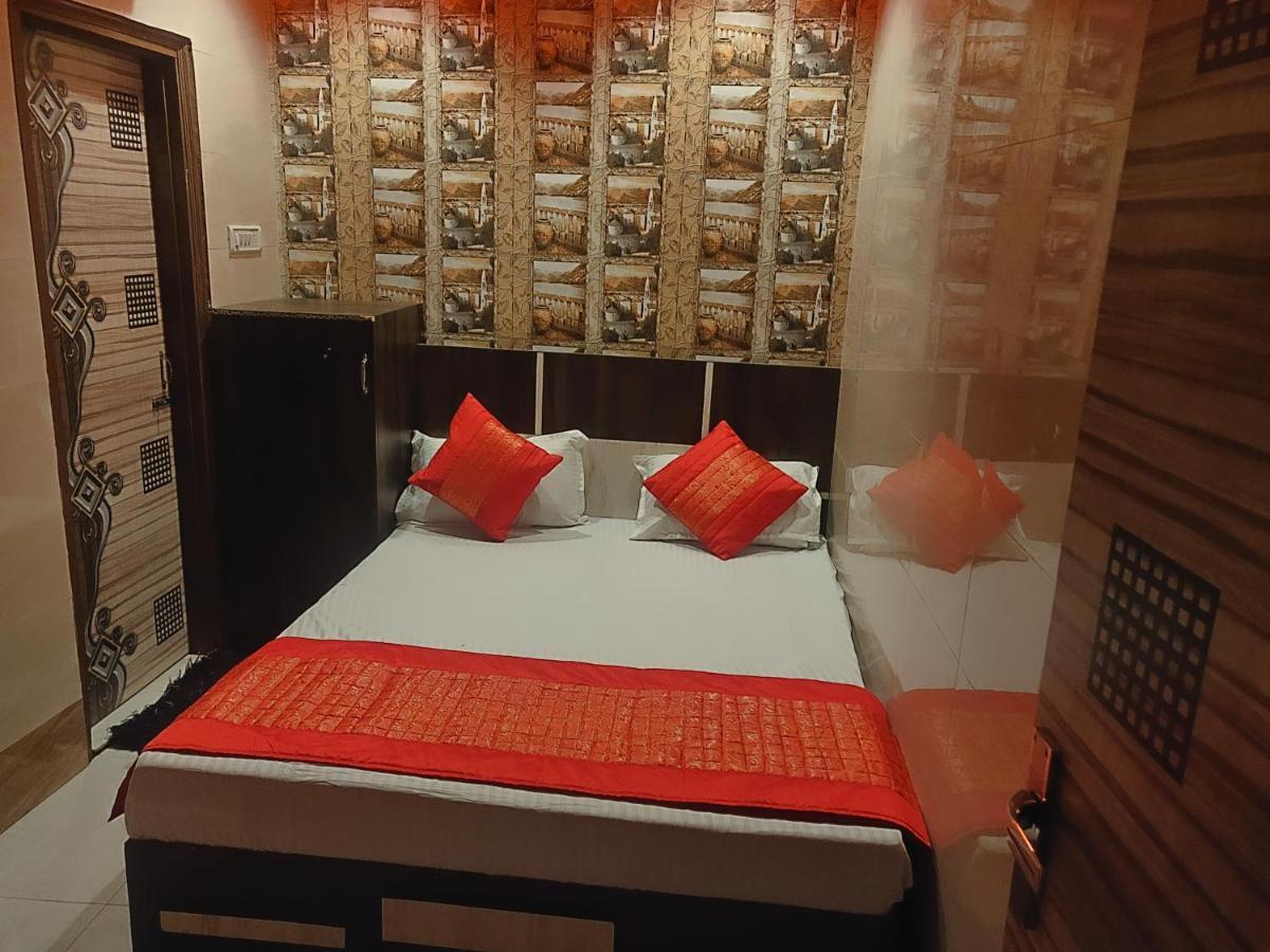 Punjabi Niwas Hotel Amritsar Bagian luar foto
